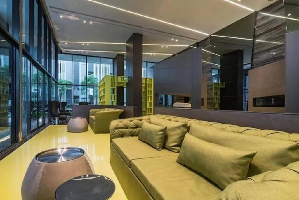 The Base Central Pattaya Exteriér fotografie