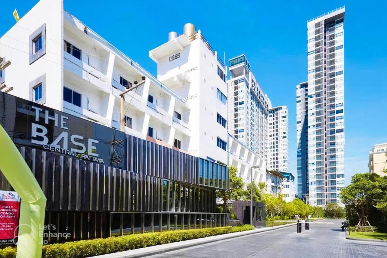 The Base Central Pattaya Exteriér fotografie